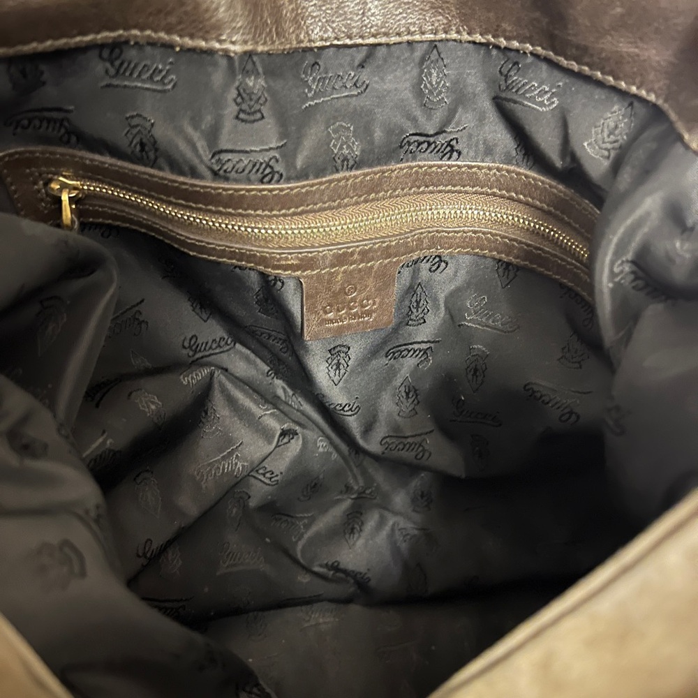Gucci Suede Shoulder bag in Brown - Picture 11 of 13